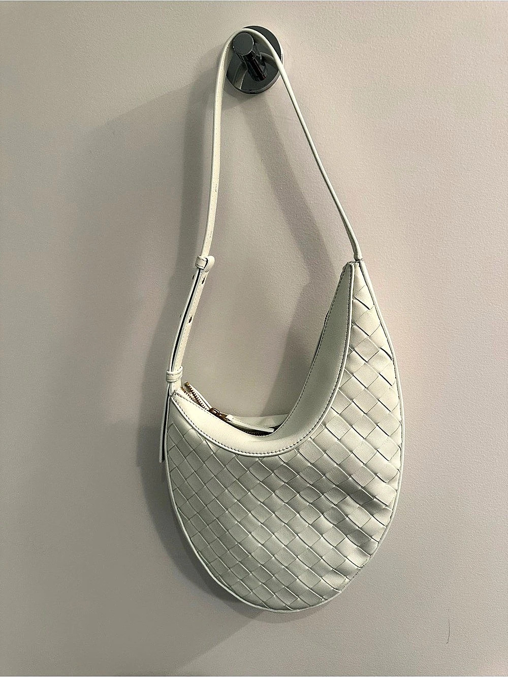 Bottega Veneta Drop Intrecciato Leather Shoulder Bag in Glacier brand new